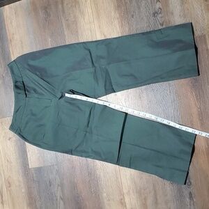 Rene Lezard irredisent green crop silk blend pants